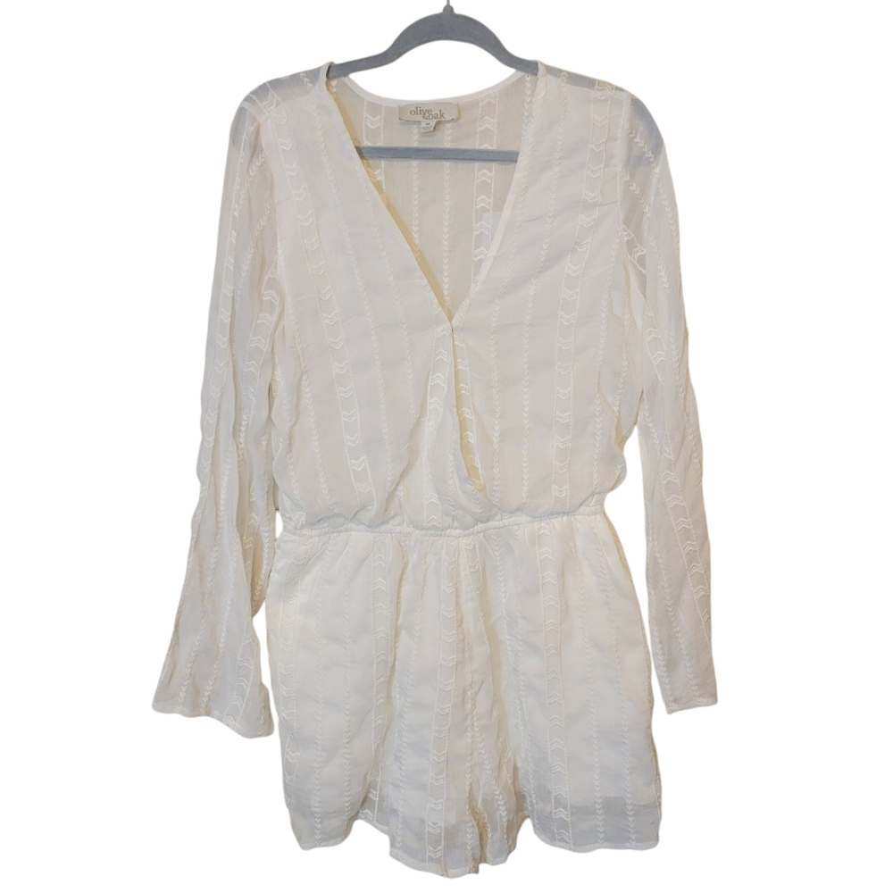 NWT Olive & Oak White Boho Romper Size Medium‎